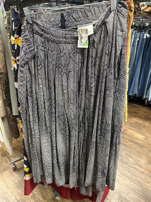 Vist Large View of Product Image Which is Used Maeve Short Skirt 20-35