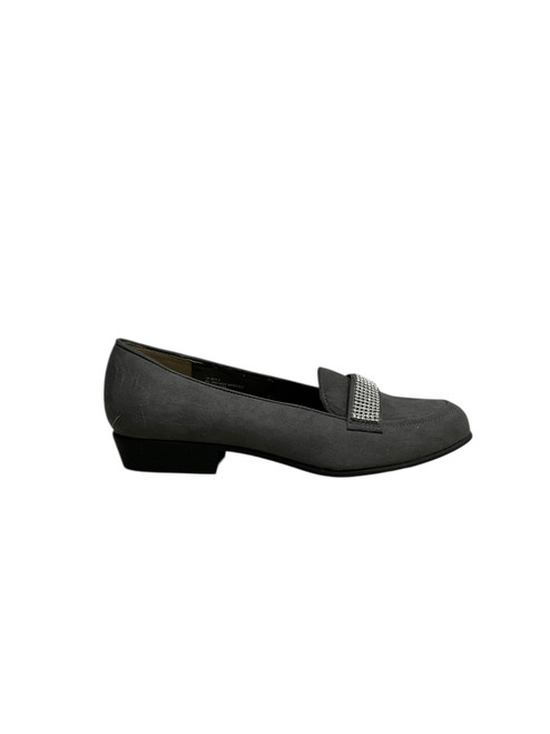 Vist Large View of Product Image Which is Used Unbranded Flats 11