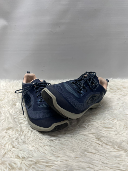 Vist Large View of Product Image Which is Used Keen Mens Athletic Shoes 9.5