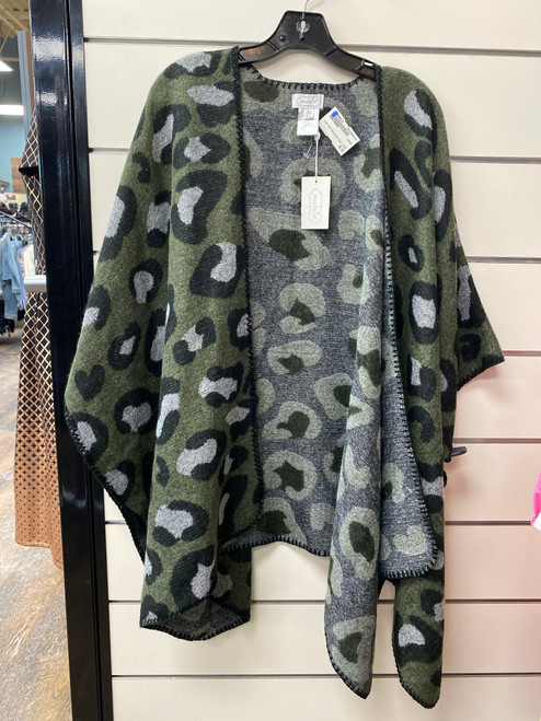 Vist Large View of Product Image Which is Used Mudpie Heavyweight Scarf