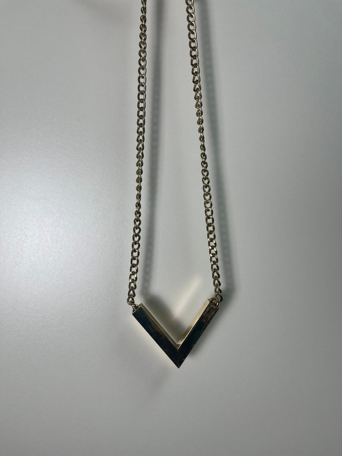 Vist Large View of Product Image Which is Used Unbranded Necklace