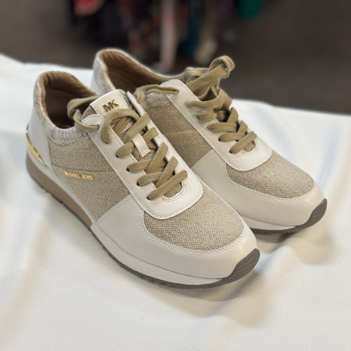 Vist Large View of Product Image Which is Used Michael Michael Kors Casual Shoes 8.5