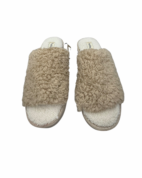Vist Large View of Product Image Which is Used Unbranded Flats 7