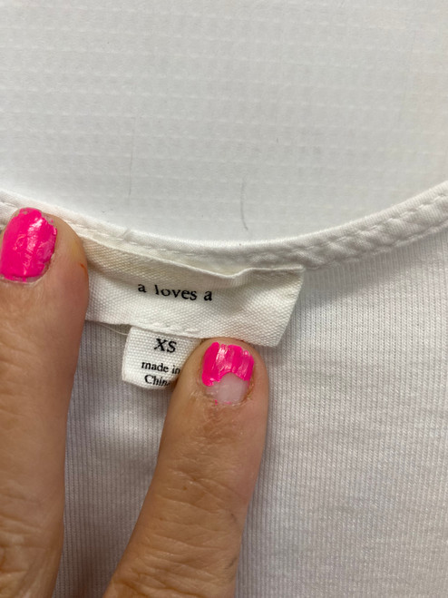 Vist Large View of Product Image Which is Used Unbranded Short Sleeve Top XS-0/2