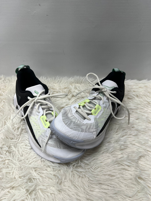 Vist Large View of Product Image Which is Used Nike Mens Athletic Shoes 11