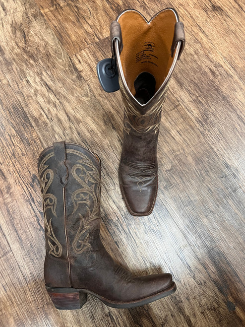 Vist Large View of Product Image Which is Used Unbranded Outerwear Boots 7.5