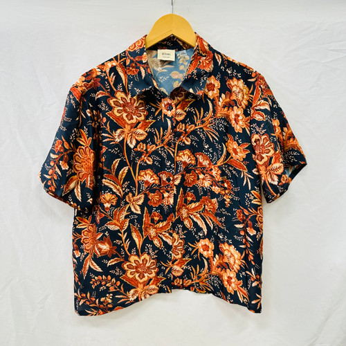 Vist Large View of Product Image Which is Used Elie Tahari Short Sleeve Top L-12/14