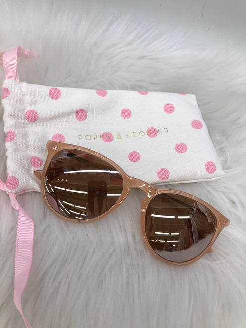 Vist Large View of Product Image Which is Used Unbranded Sunglasses