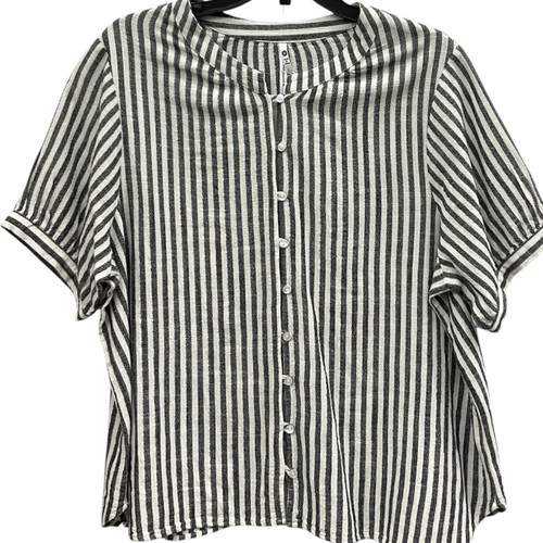 Vist Large View of Product Image Which is Used Leo & Nicole Short Sleeve Top 1X-18