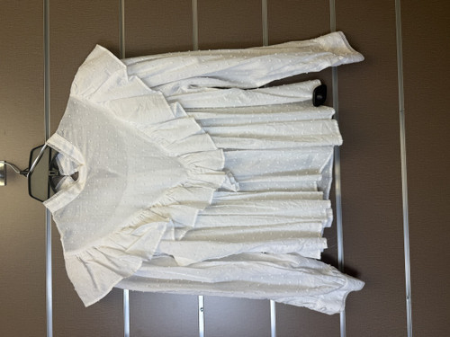 Vist Large View of Product Image Which is Used Zara Long Sleeve Top XS-0/2