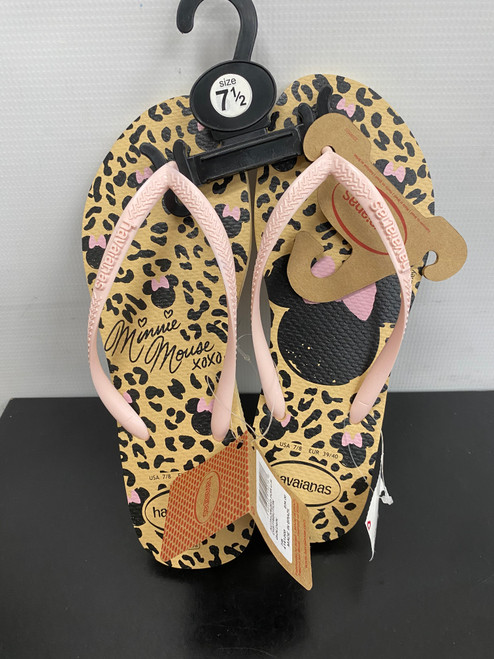 Vist Large View of Product Image Which is Used Unbranded Flip Flops 7.5