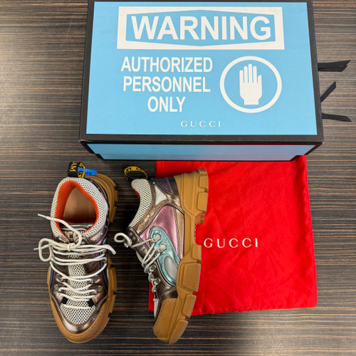 Vist Large View of Product Image Which is Used Gucci Casual Shoes 8