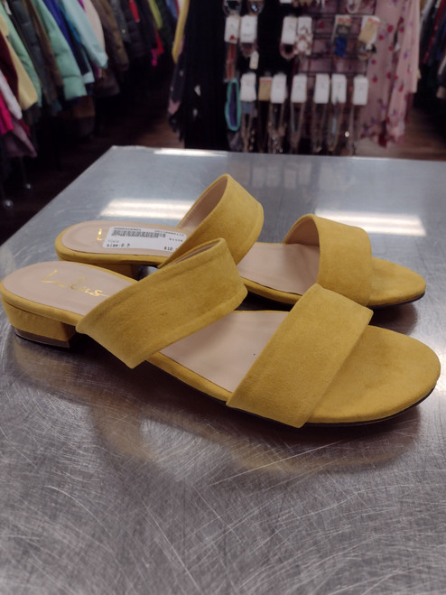 Vist Large View of Product Image Which is Used Lulus Flats 8.5