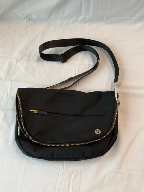 Vist Large View of Product Image Which is Used Lululemon Athletica Small Handbag