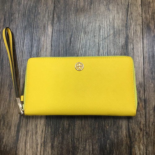 Vist Large View of Product Image Which is Used Tory Burch Leather Wallet