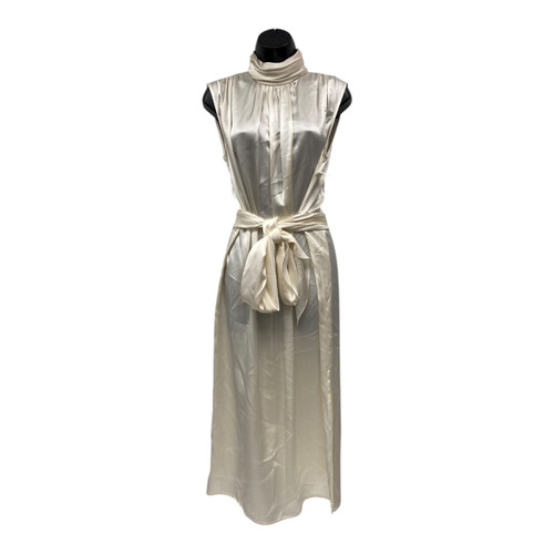 Vist Large View of Product Image Which is Used Divine Heritage Long Dress B S-4/6