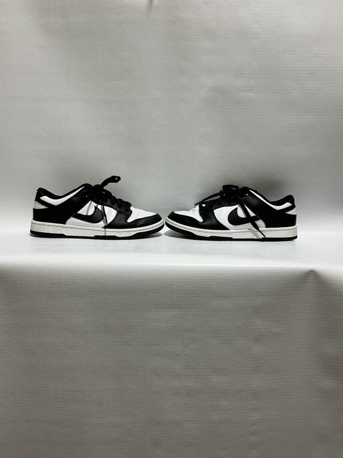 Vist Large View of Product Image Which is Used Nike Mens Athletic Shoes 9.5