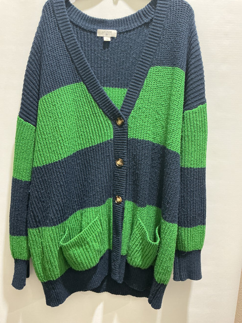 Vist Large View of Product Image Which is Used Unbranded Heavyweight Sweater XL-16