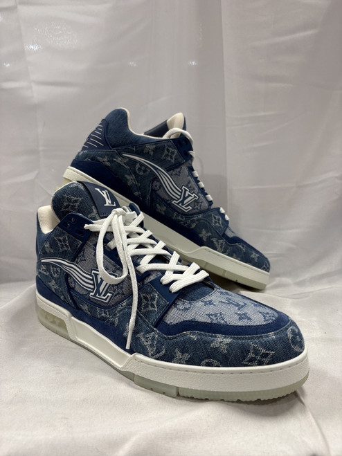 Vist Large View of Product Image Which is Used Louis Vuitton Mens Shoes