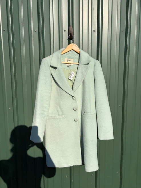 Vist Large View of Product Image Which is Used Yumi Long Heavy Coat S-4/6