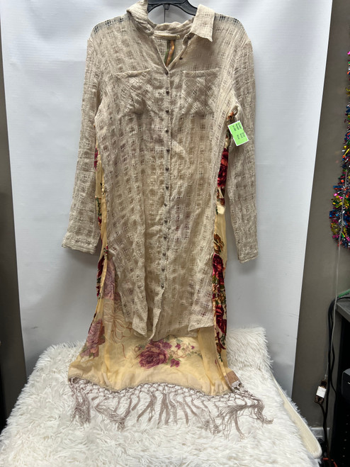 Vist Large View of Product Image Which is Used Aratta Long Sleeve Top M-8/10