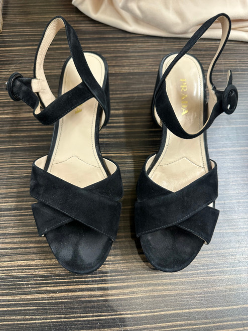 Vist Large View of Product Image Which is Used Prada Low Heels 8