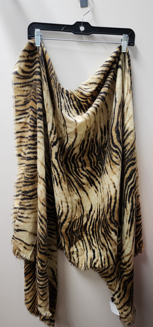 Vist Large View of Product Image Which is Used Unbranded Heavyweight Scarf