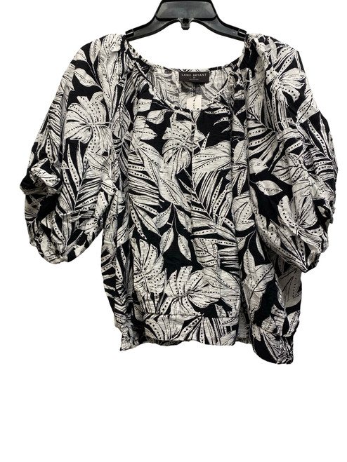 Vist Large View of Product Image Which is Used Lane Bryant Short Sleeve Top XXL-20