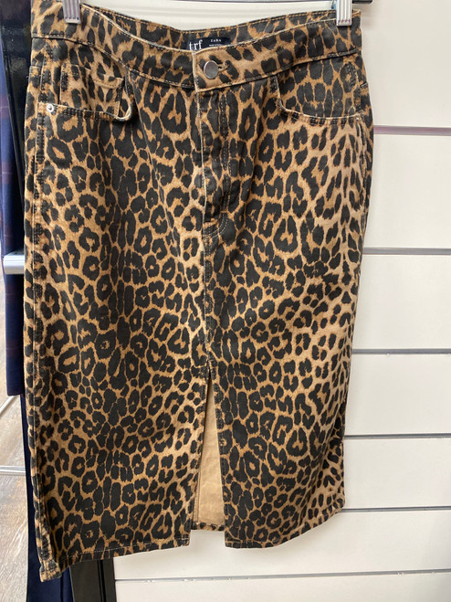 Vist Large View of Product Image Which is Used Zara Short Skirt 6-28