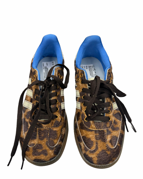 Vist Large View of Product Image Which is Used Adidas Casual Shoes 6.5