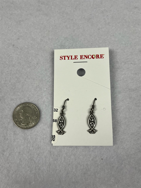 Vist Large View of Product Image Which is Used James Avery Earrings