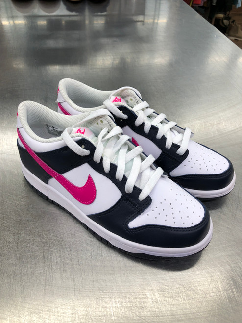 Vist Large View of Product Image Which is Used Nike Casual Shoes 7.5