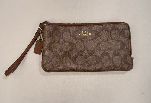 Vist Large View of Product Image Which is Used Coach Leather Wallet