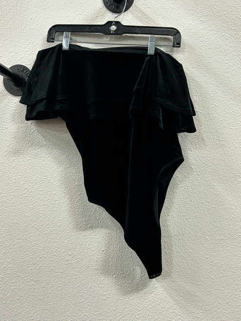 Vist Large View of Product Image Which is Used Unbranded Sleeveless Top S-4/6