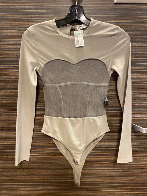 Vist Large View of Product Image Which is Used Zara Long Sleeve Top S-4/6