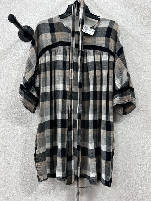 Vist Large View of Product Image Which is Used Maeve Short Dress B M-8/10