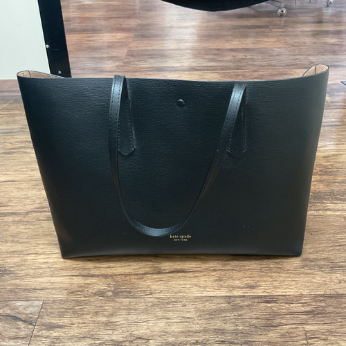 Vist Large View of Product Image Which is Used Kate Spade New York Large Leather Handbag