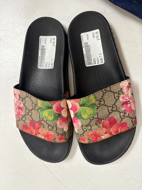 Vist Large View of Product Image Which is Used Gucci Sandals 7.5