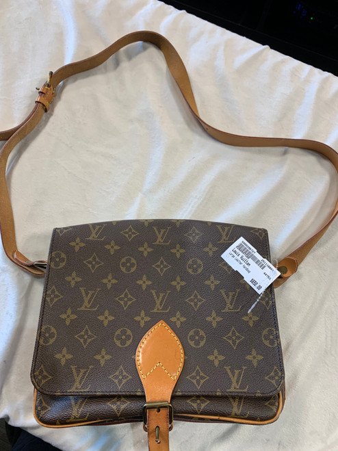 Vist Large View of Product Image Which is Used Louis Vuitton Large Leather Handbag