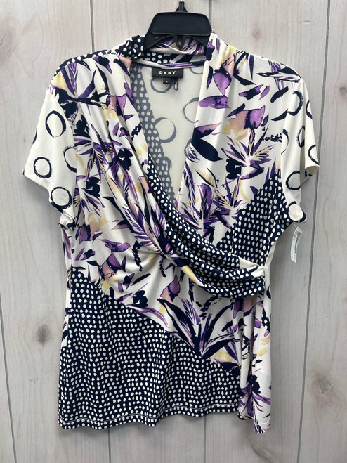 Vist Large View of Product Image Which is Used DKNY Short Sleeve Top XL-16
