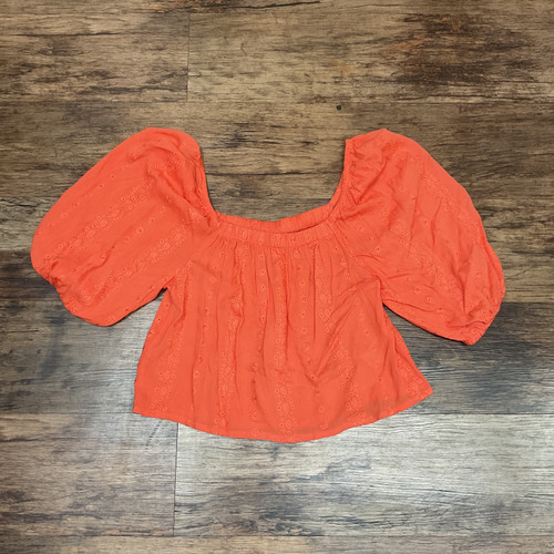 Vist Large View of Product Image Which is Used BB Dakota Short Sleeve Top S-4/6