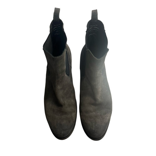 Vist Large View of Product Image Which is Used Unbranded Ankle Boots 9.5