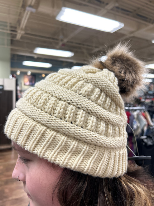 Vist Large View of Product Image Which is Used Unbranded Winter Hat L 12-14/31-32