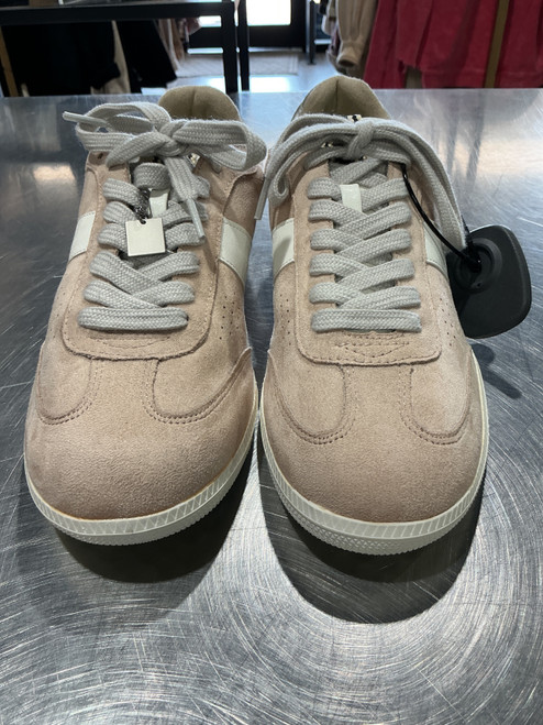 Vist Large View of Product Image Which is Used Unbranded Casual Shoes 8.5