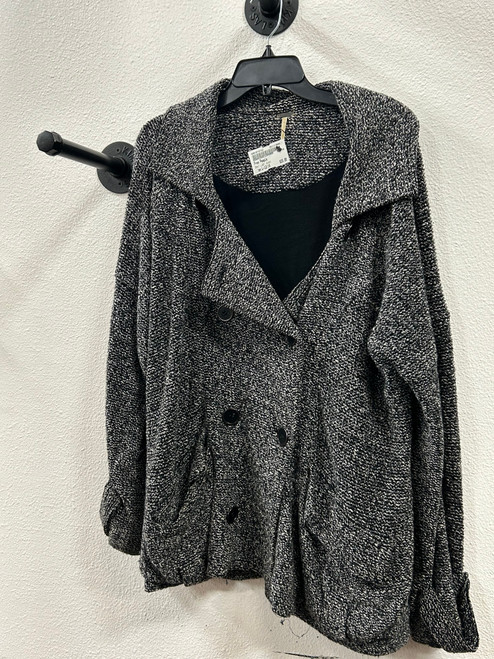 Vist Large View of Product Image Which is Used Free People Short Light Jacket L-12/14