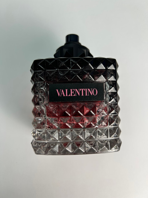 Vist Large View of Product Image Which is Used Valentino Donna Born In Roma Intense Eau de Parfum