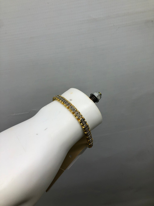 Vist Large View of Product Image Which is Used Unbranded Bracelet