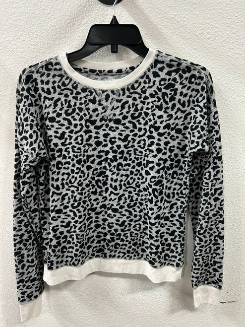 Vist Large View of Product Image Which is Used Zyia Active Long Sleeve S-4/6