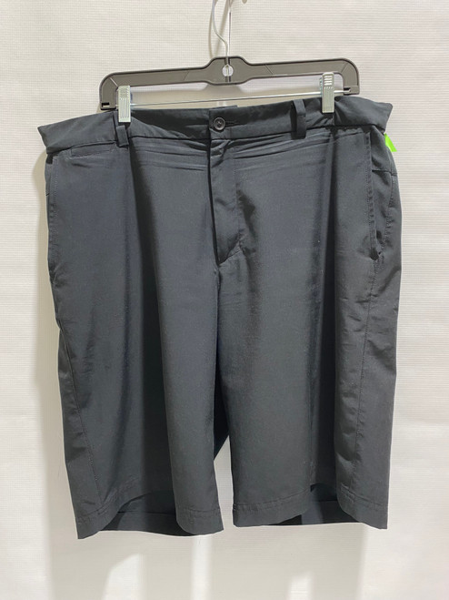 Vist Large View of Product Image Which is Used Nike Golf Mens Shorts 36W