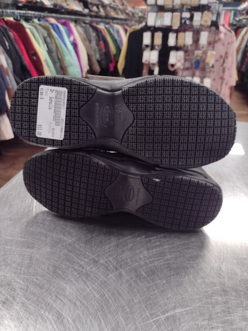 Vist Large View of Product Image Which is Used Dr. Scholls Flats 8